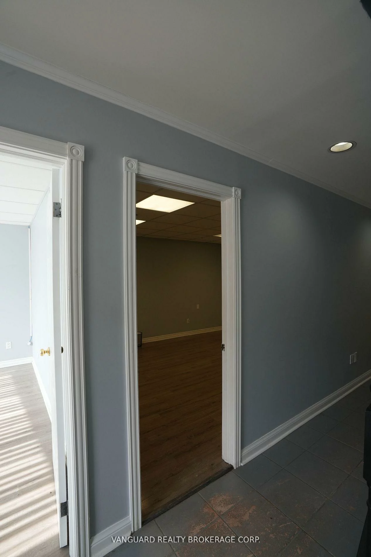 410, Chrislea, East Woodbridge, Vaughan