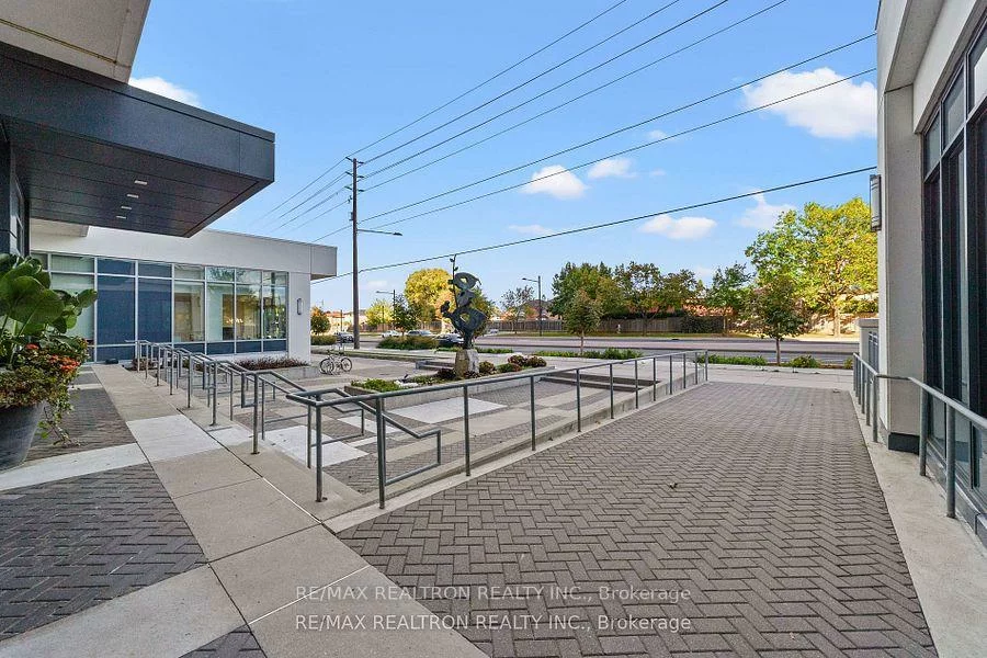 7900, Bathurst, Beverley Glen, Vaughan