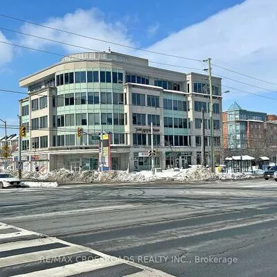 7368, Yonge, Crestwood-Springfarm-Yorkhill, Vaughan