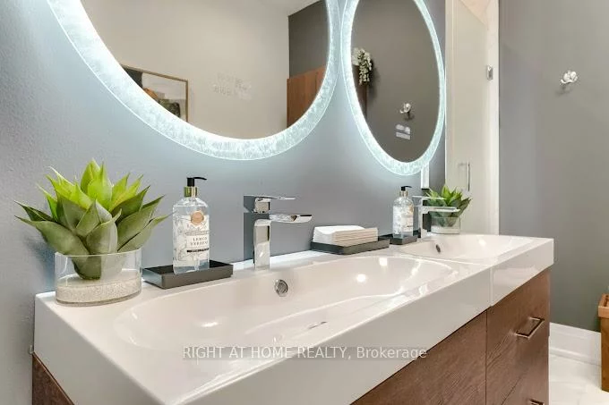 2050, Steeles, Concord, Vaughan