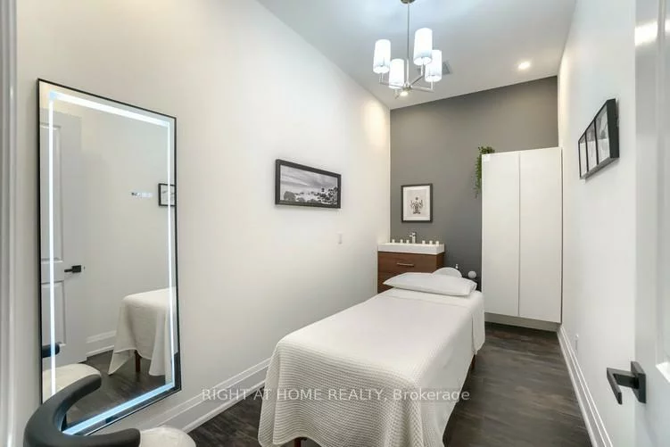 2050, Steeles, Concord, Vaughan