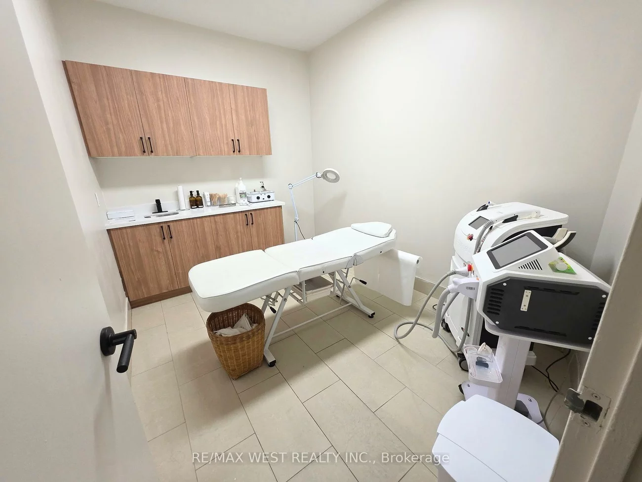 531, Atkinson Ave, Uplands, Vaughan