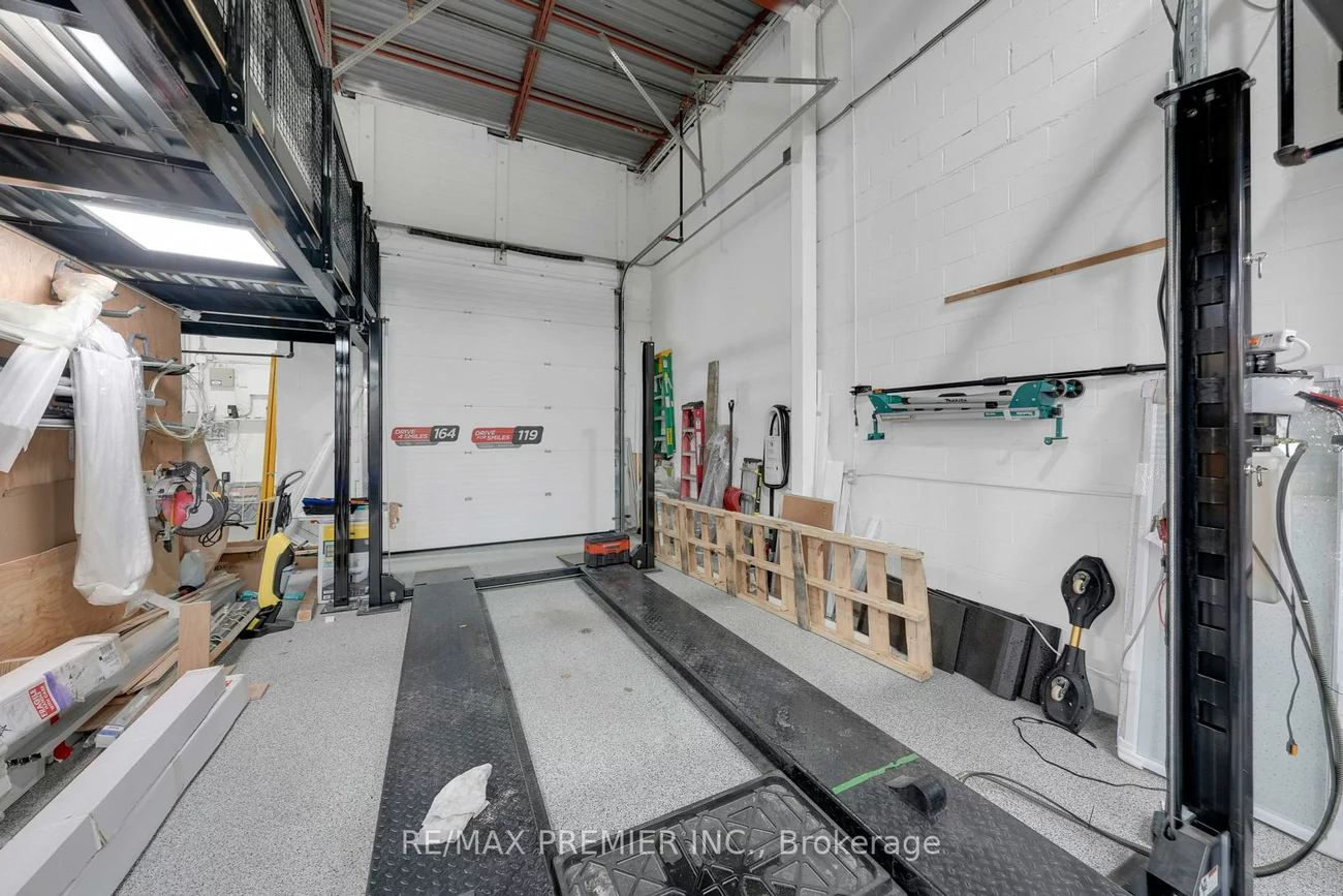 71, Maryrcroft, Pine Valley Business Park, Vaughan