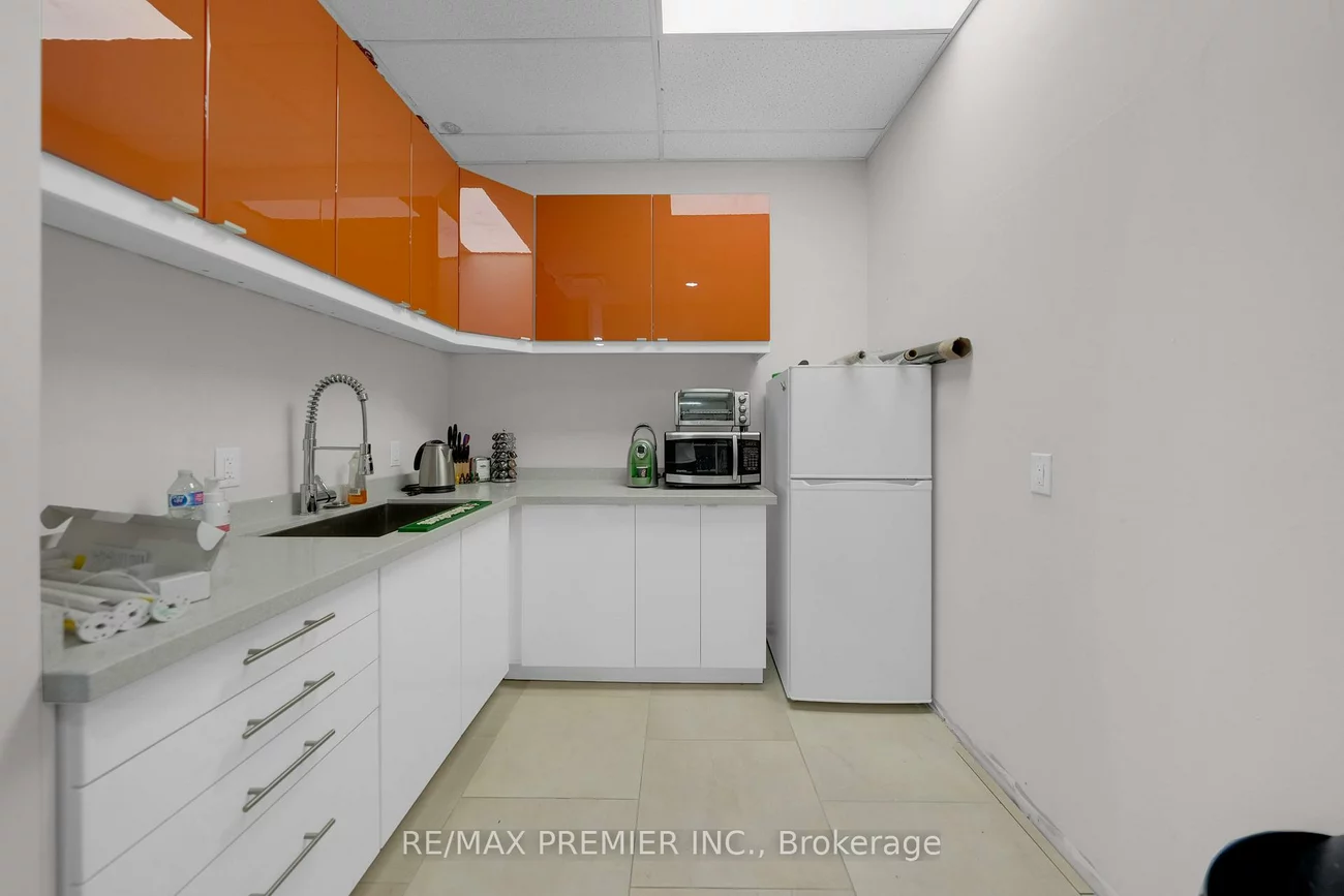71, Maryrcroft, Pine Valley Business Park, Vaughan