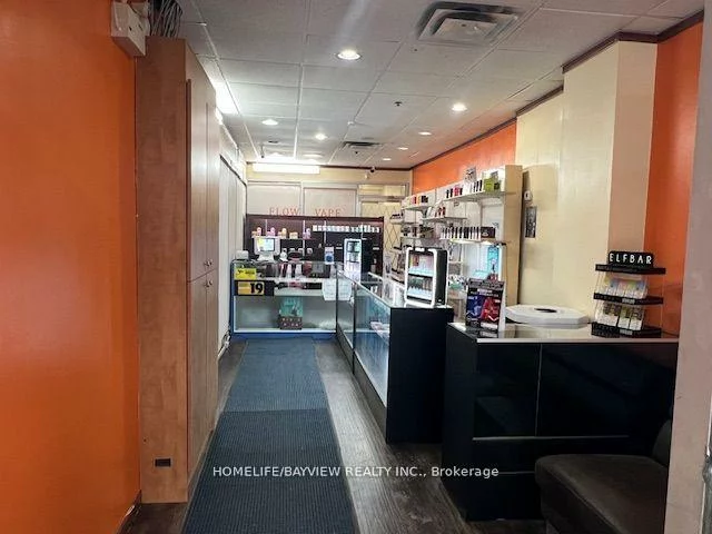 7398, Yonge, Crestwood-Springfarm-Yorkhill, Vaughan