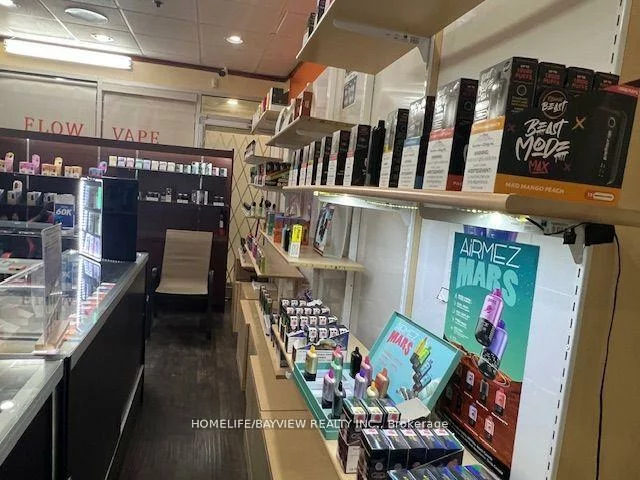 7398, Yonge, Crestwood-Springfarm-Yorkhill, Vaughan