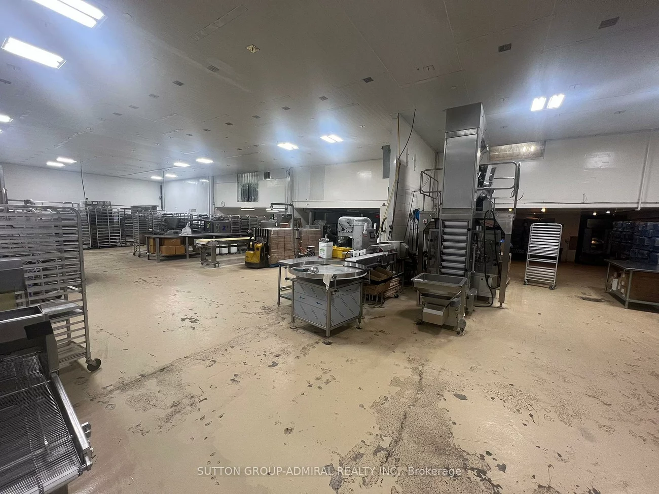 418, Hanlan, Steeles West Industrial, Vaughan