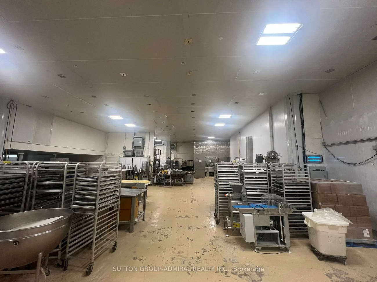 418, Hanlan, Steeles West Industrial, Vaughan