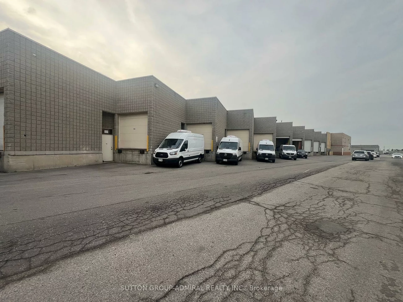 418, Hanlan, Steeles West Industrial, Vaughan