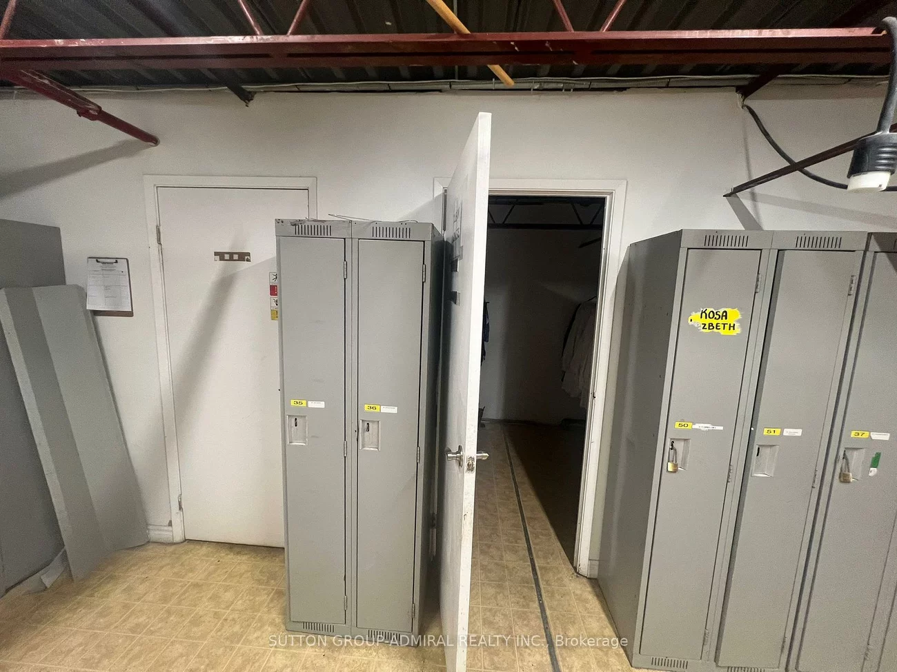 418, Hanlan, Steeles West Industrial, Vaughan