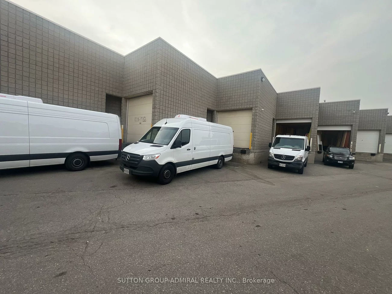 418, Hanlan, Steeles West Industrial, Vaughan