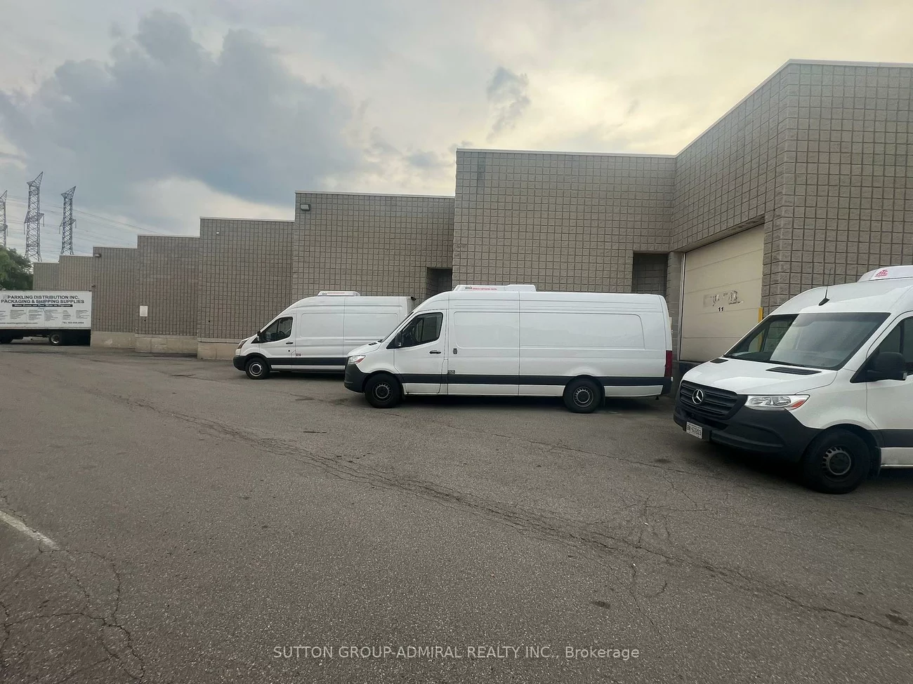 418, Hanlan, Steeles West Industrial, Vaughan