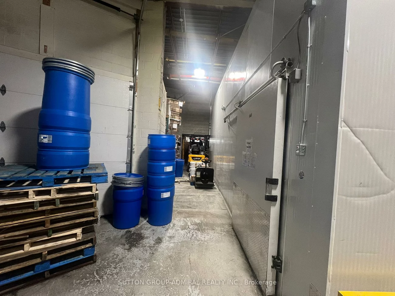 418, Hanlan, Steeles West Industrial, Vaughan