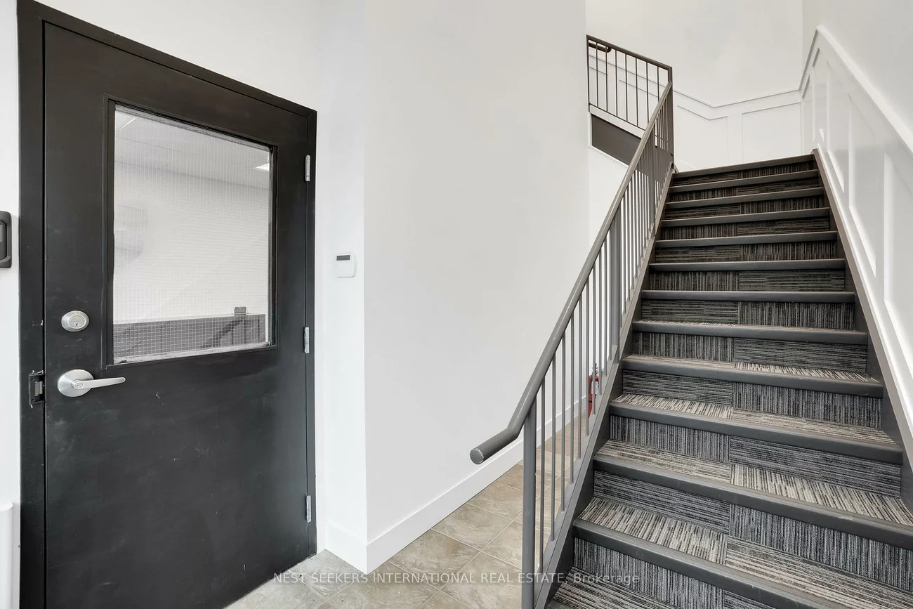 7611, Pine Valley, Pine Valley Business Park, Vaughan