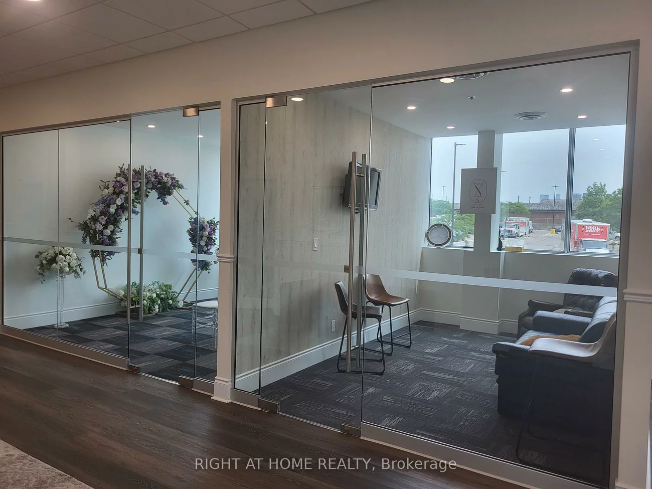 7611, Pine Valley, Pine Valley Business Park, Vaughan