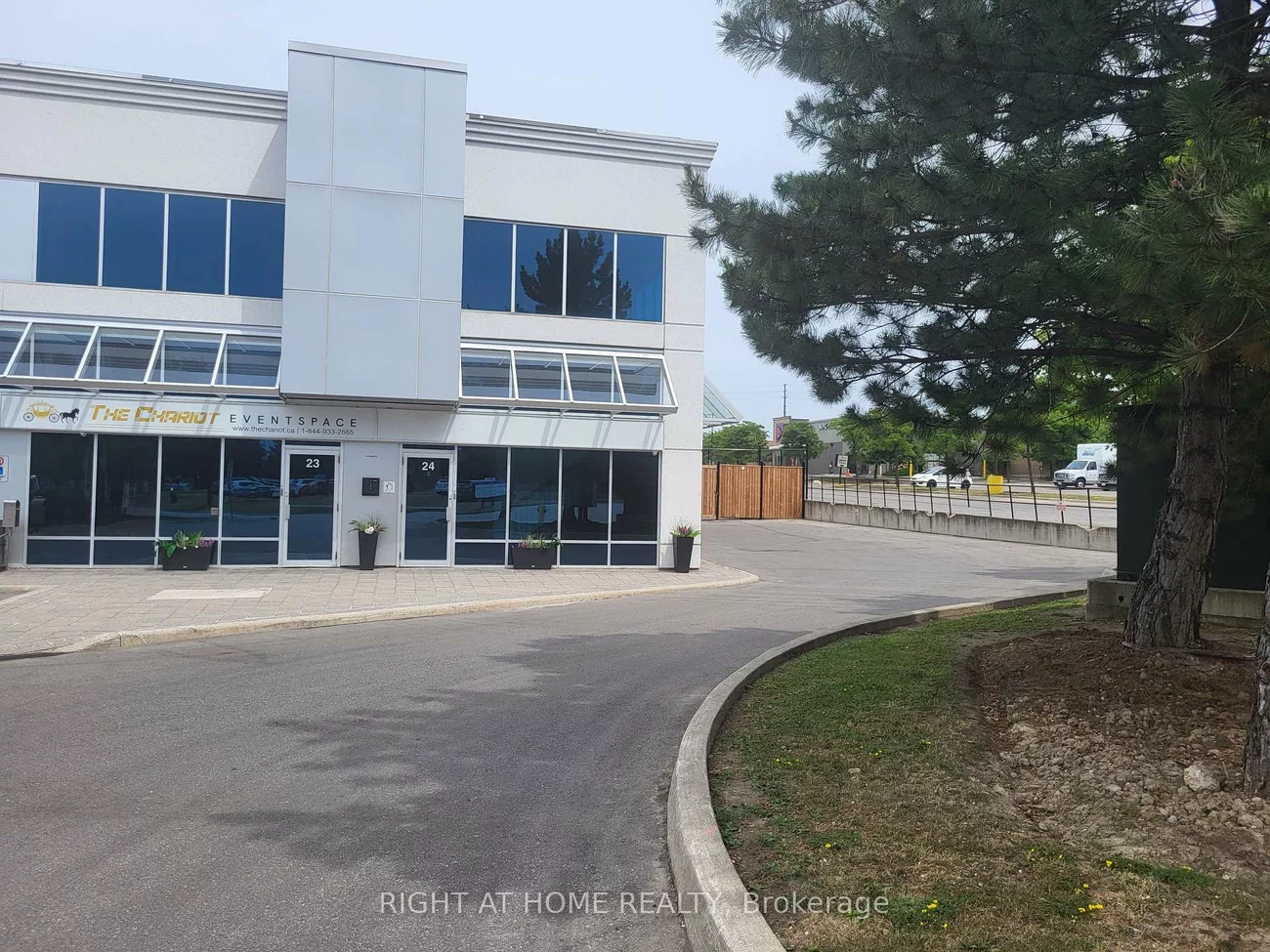 7611, Pine Valley, Pine Valley Business Park, Vaughan