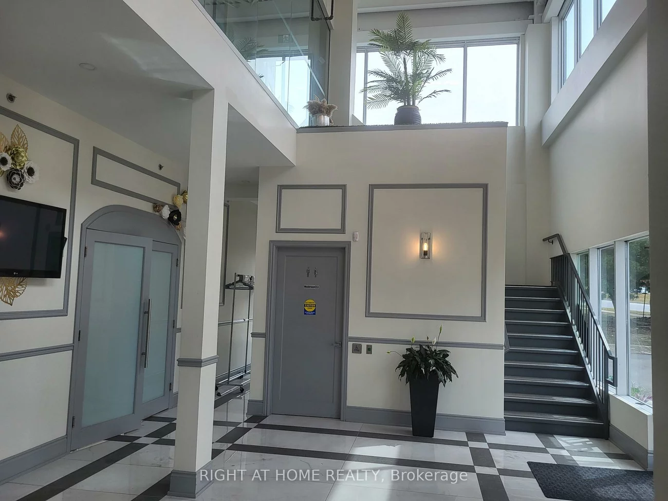 7611, Pine Valley, Pine Valley Business Park, Vaughan