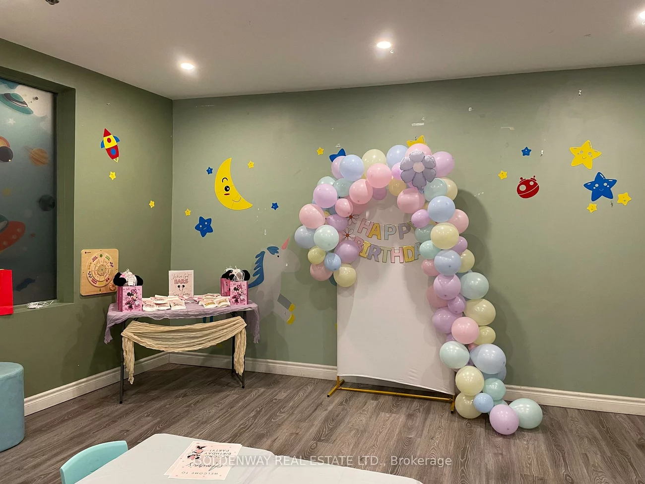 171, Marycroft, Pine Valley Business Park, Vaughan