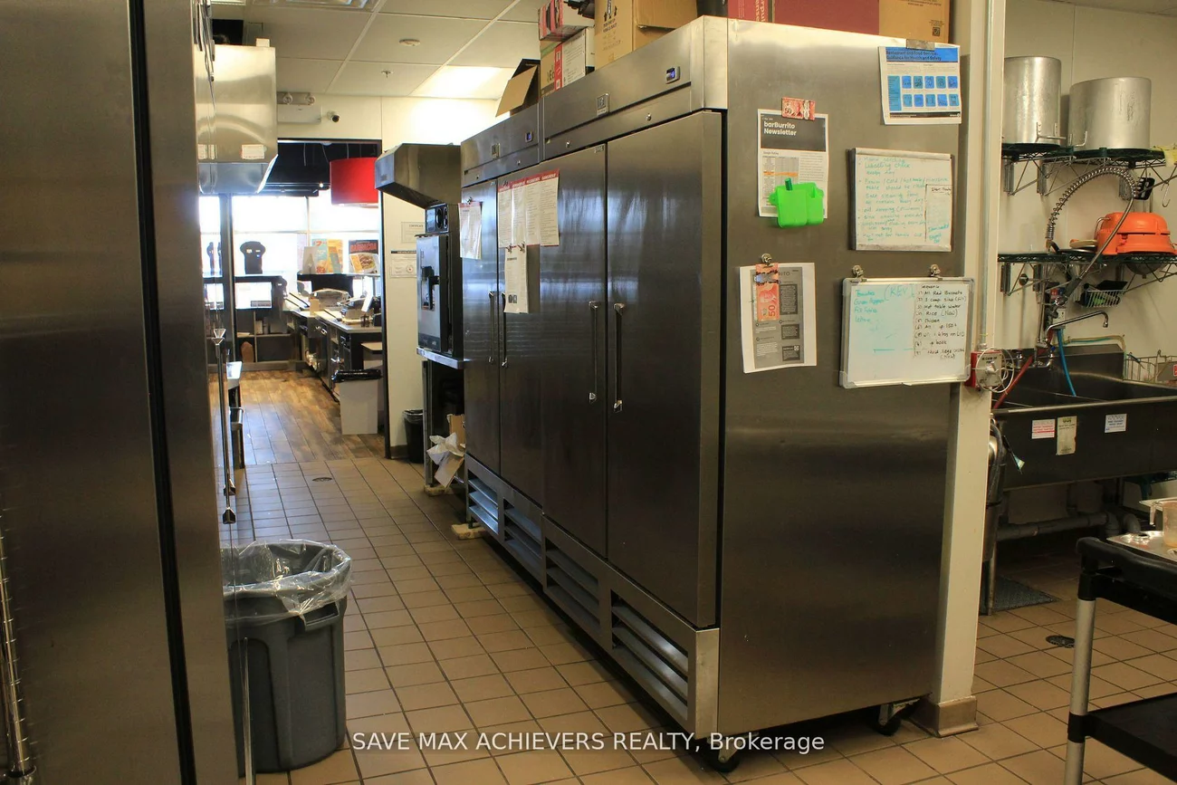 9600, Islington, West Woodbridge, Vaughan