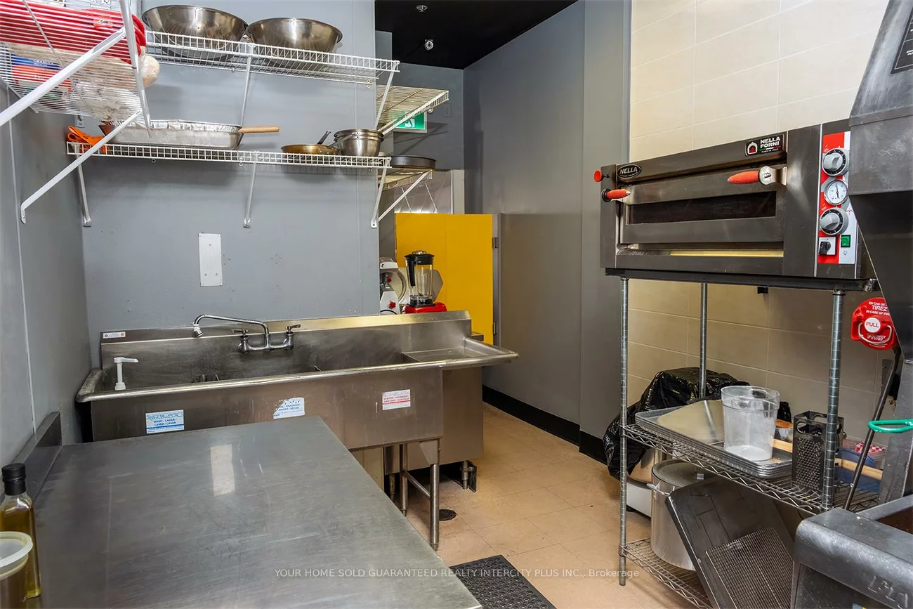 9200, Weston, Vellore Village, Vaughan