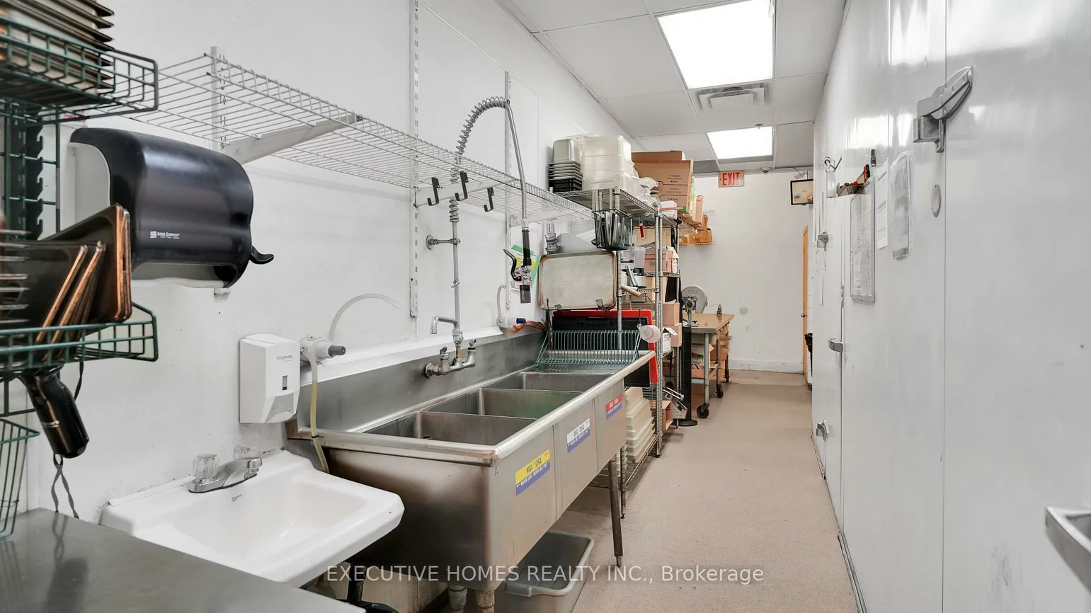 30, Famous, Pine Valley Business Park, Vaughan