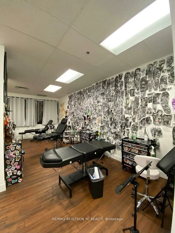 398, Steeles, Crestwood-Springfarm-Yorkhill, Vaughan