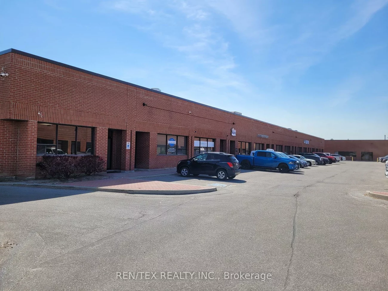 55, Winges, Pine Valley Business Park, Vaughan