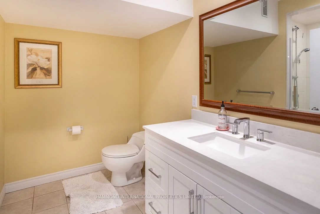 7788, Yonge, Uplands, Vaughan