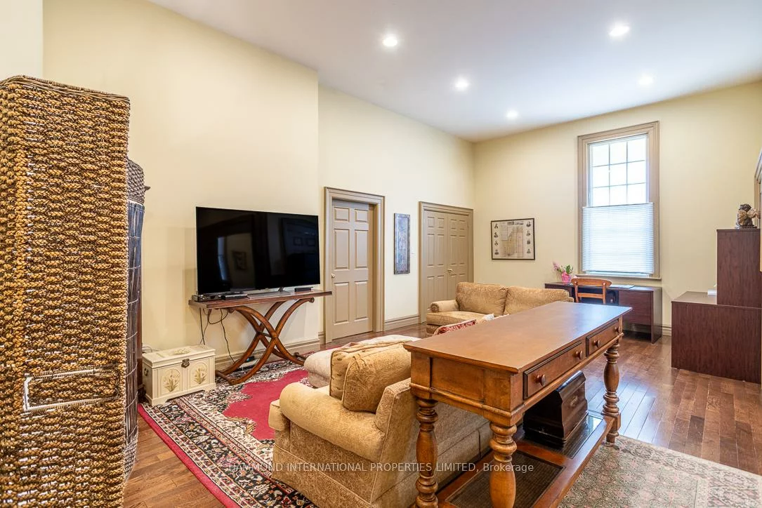 7788, Yonge, Uplands, Vaughan