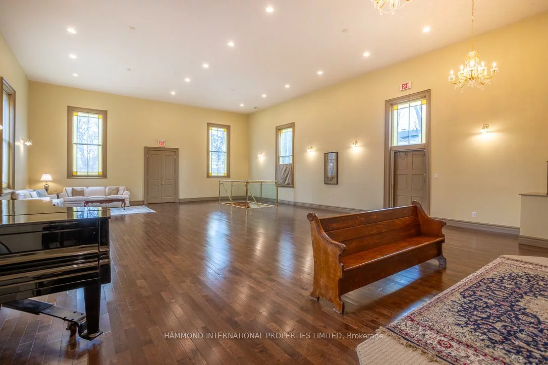 7788, Yonge, Uplands, Vaughan