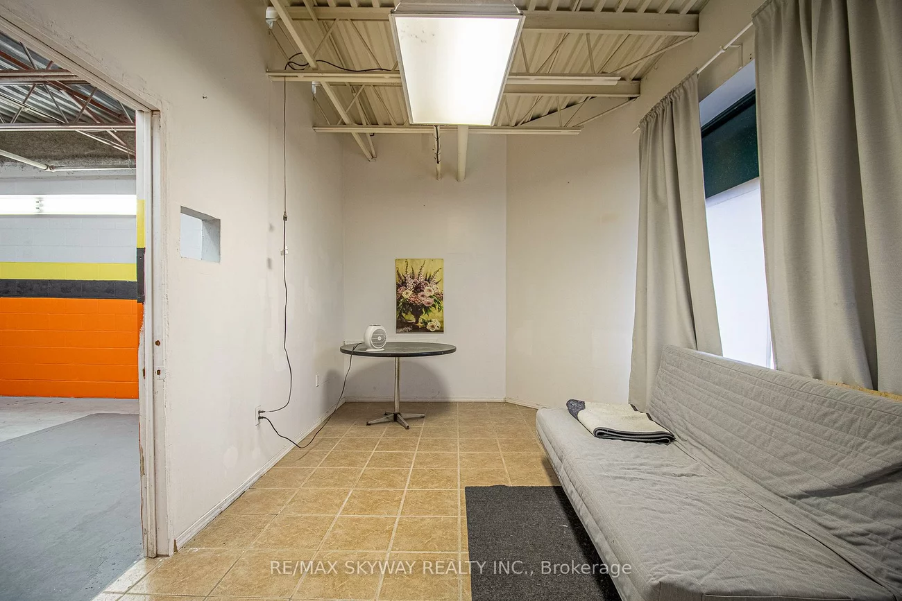 140, Regina, West Woodbridge, Vaughan