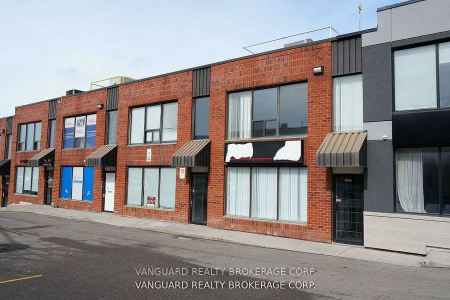 410, Chrislea, East Woodbridge, Vaughan
