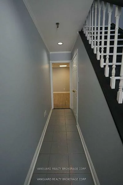 410, Chrislea, East Woodbridge, Vaughan