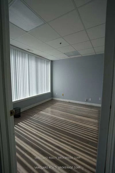 410, Chrislea, East Woodbridge, Vaughan