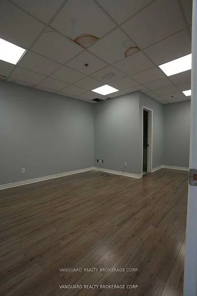 410, Chrislea, East Woodbridge, Vaughan
