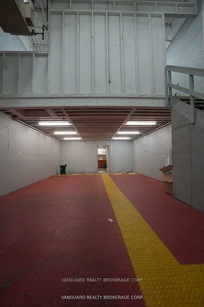 410, Chrislea, East Woodbridge, Vaughan