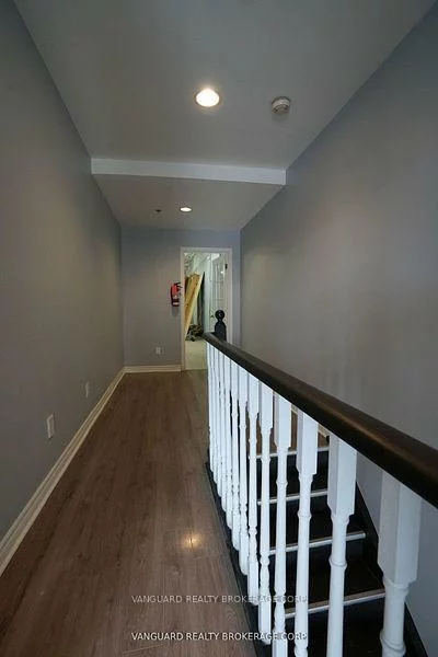 410, Chrislea, East Woodbridge, Vaughan