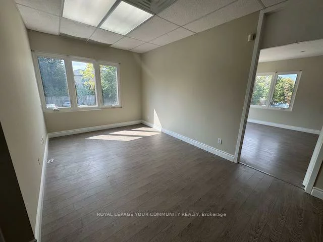 7620, Yonge, Crestwood-Springfarm-Yorkhill, Vaughan