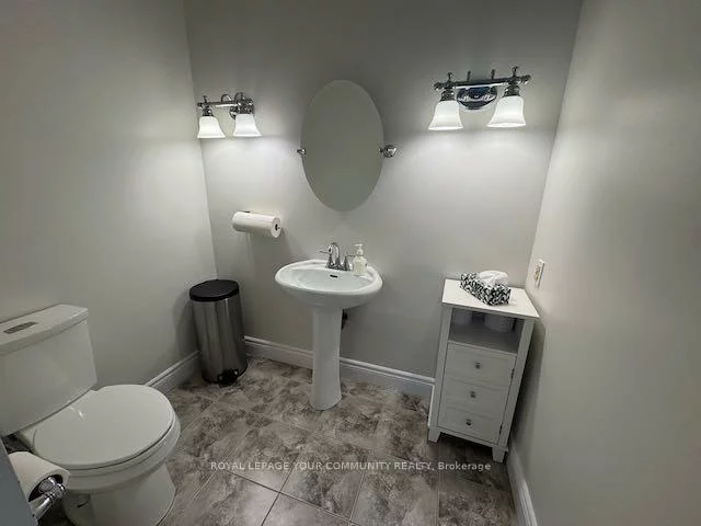 7620, Yonge, Crestwood-Springfarm-Yorkhill, Vaughan