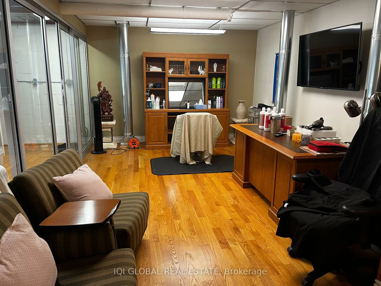 45, Casmir, Concord, Vaughan