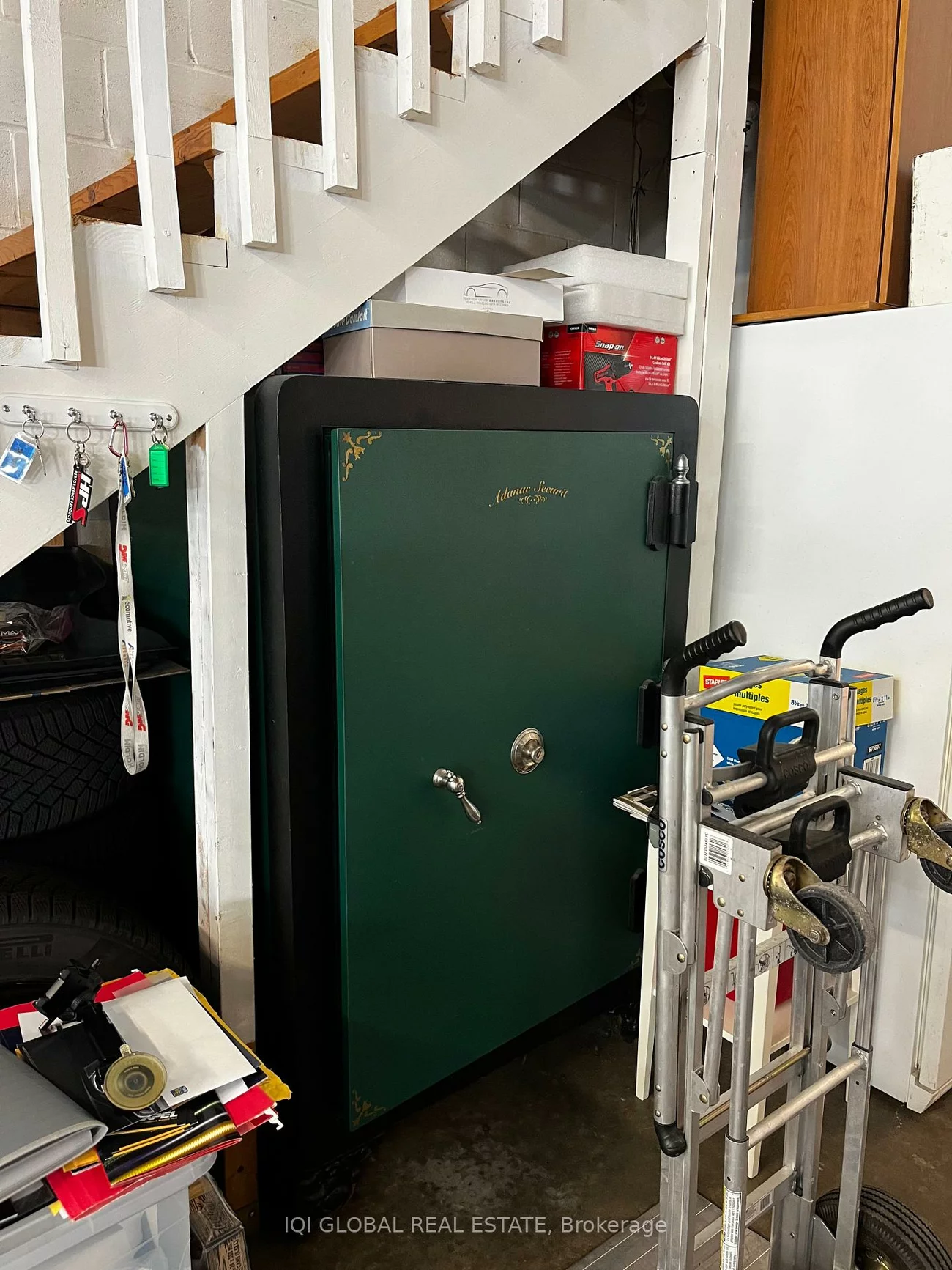 45, Casmir, Concord, Vaughan