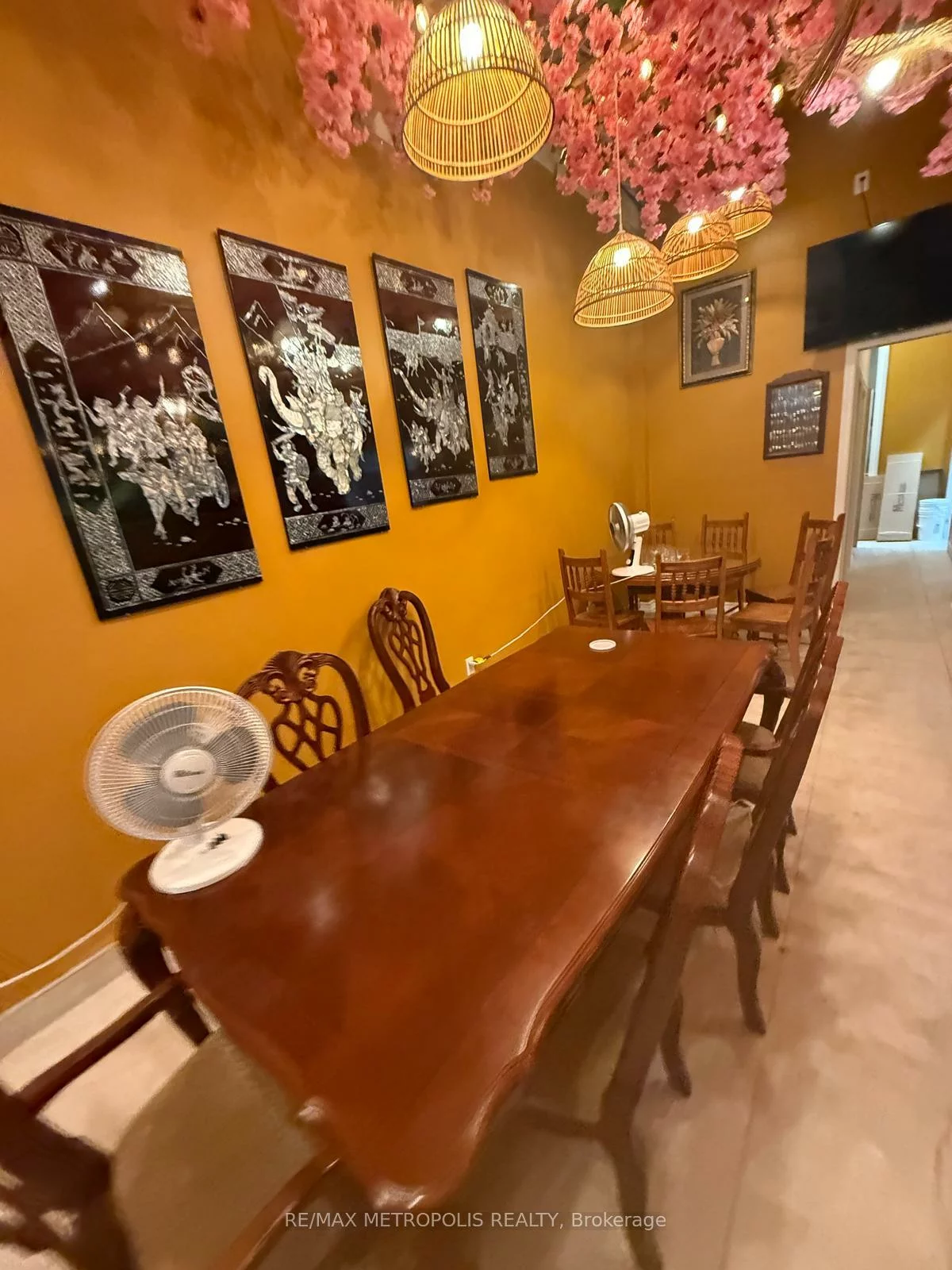180, Steeles, Crestwood-Springfarm-Yorkhill, Vaughan