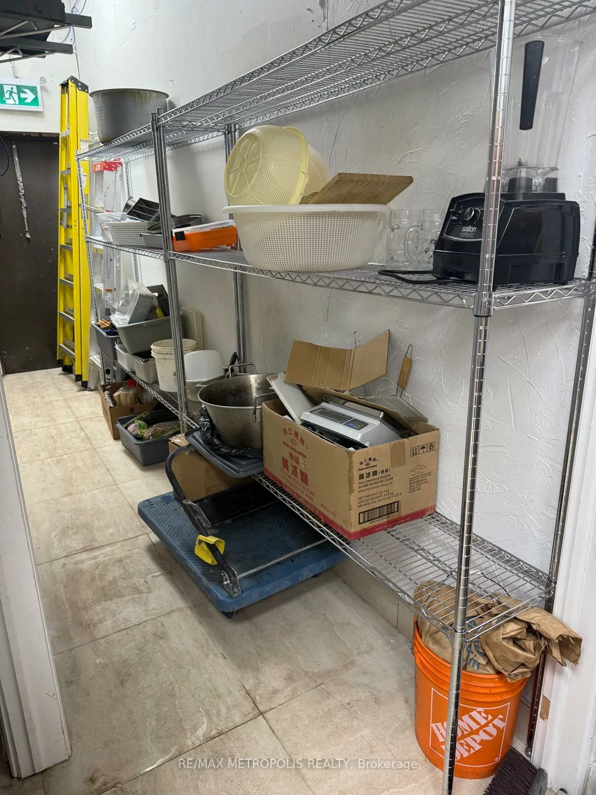 180, Steeles, Crestwood-Springfarm-Yorkhill, Vaughan