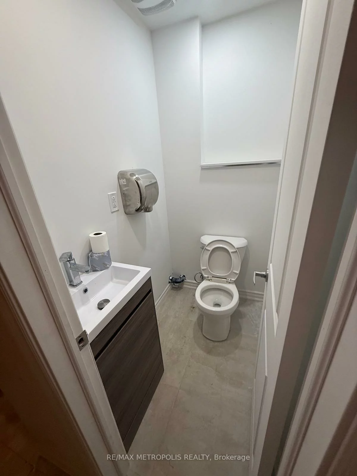 180, Steeles, Crestwood-Springfarm-Yorkhill, Vaughan