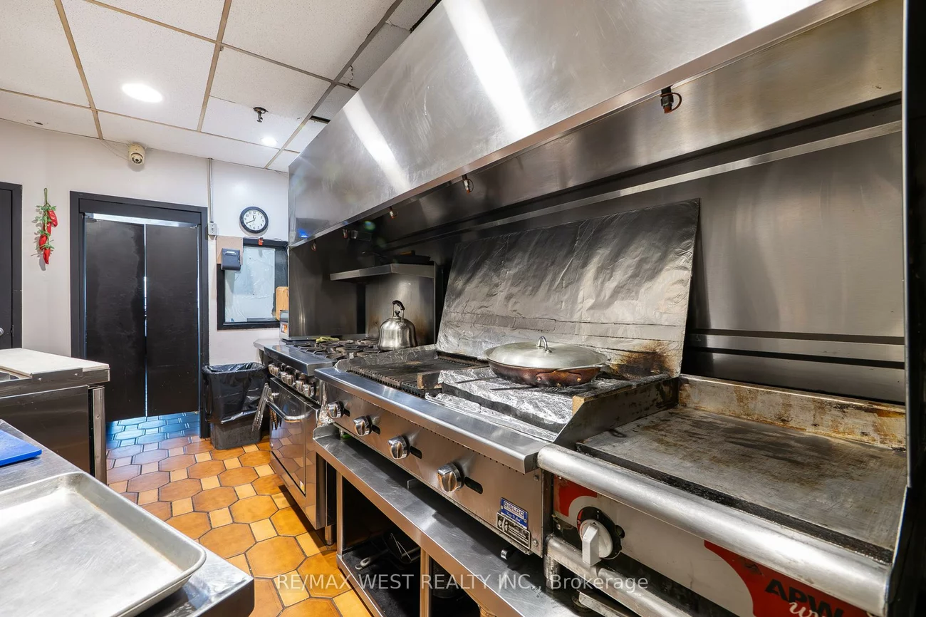 2180, Steeles, Concord, Vaughan