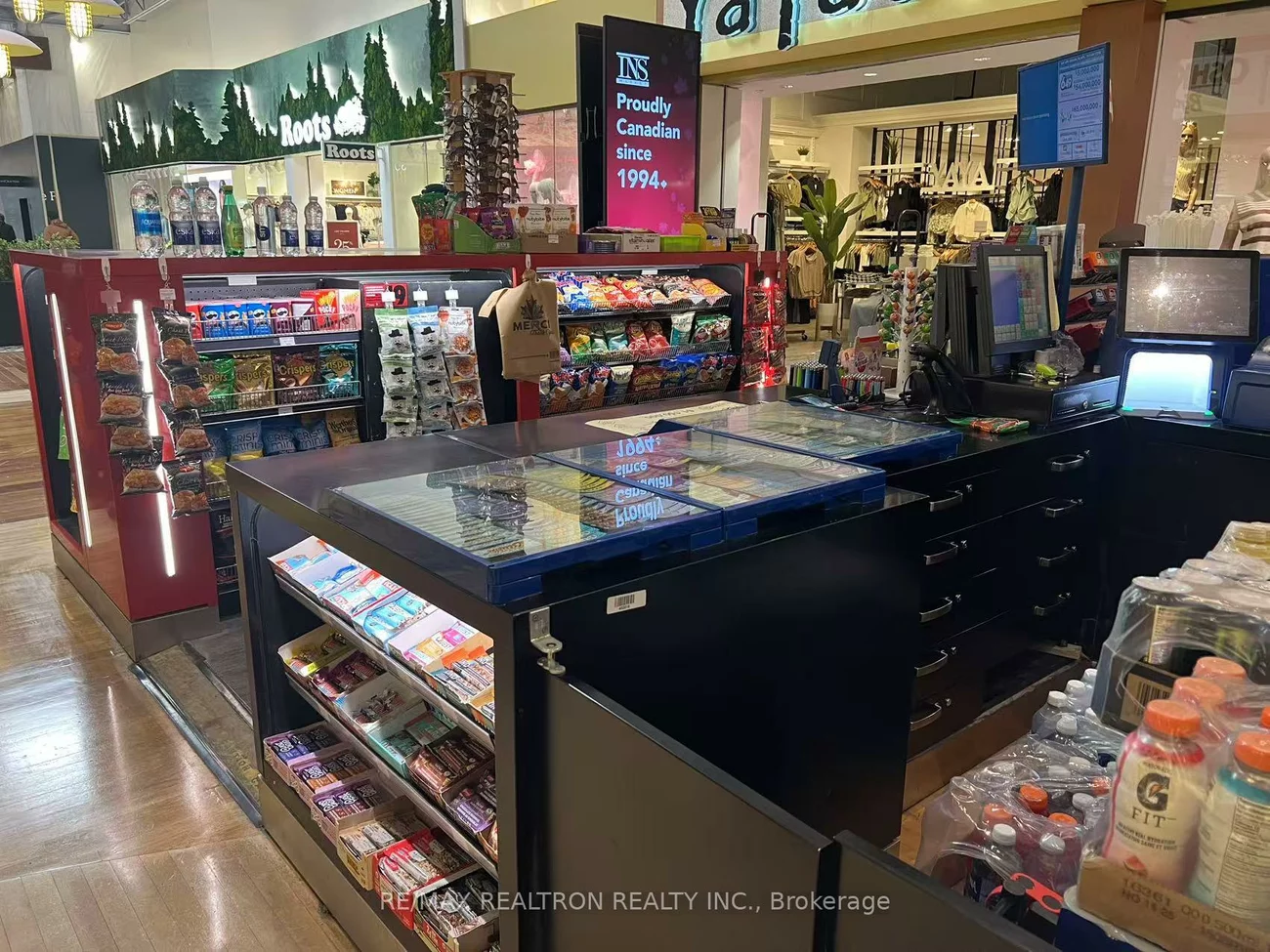 1, Bass Pro Mills Dr N, Vellore Village, Vaughan