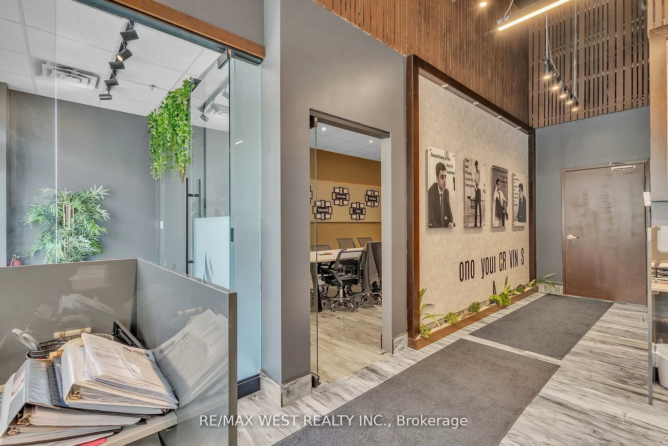 418, Hanlan, Steeles West Industrial, Vaughan