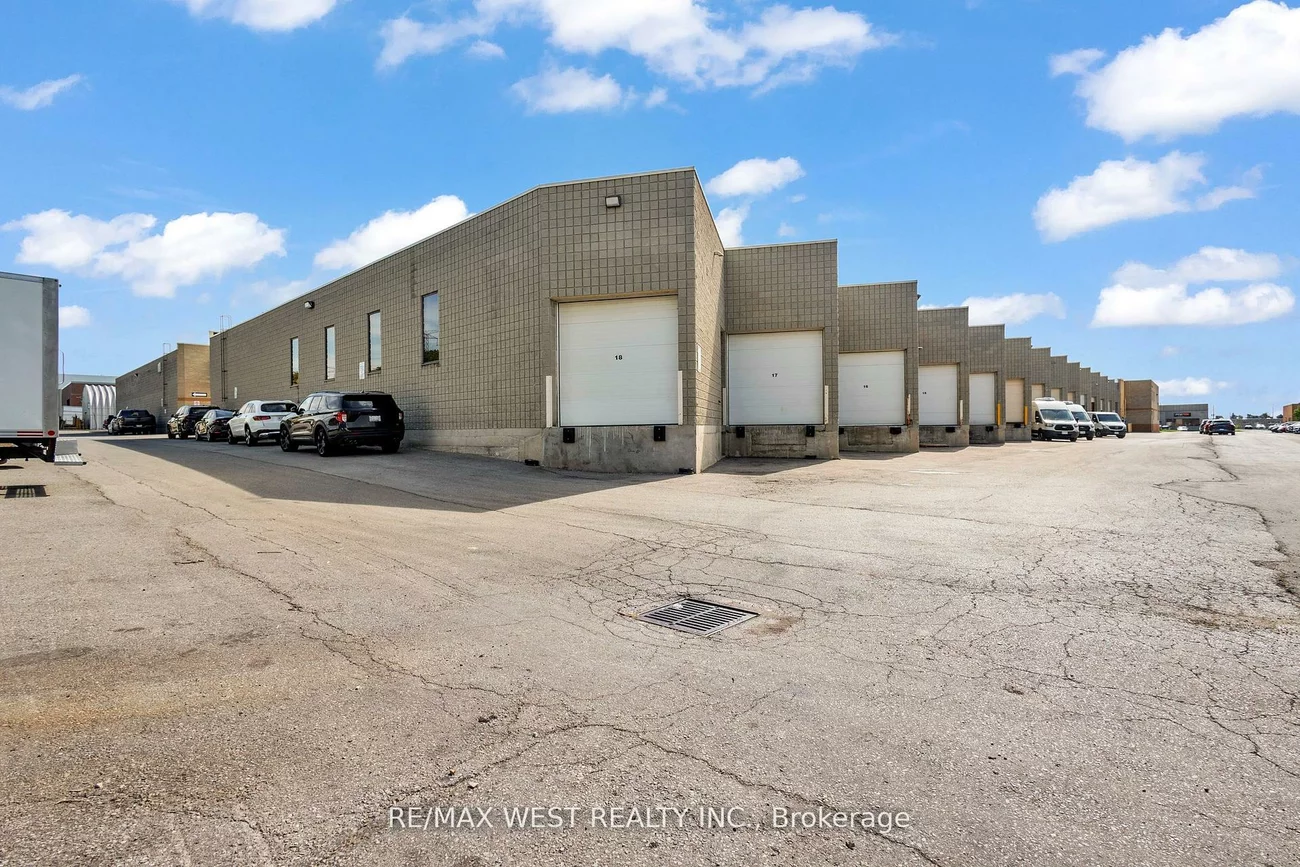 418, Hanlan, Steeles West Industrial, Vaughan