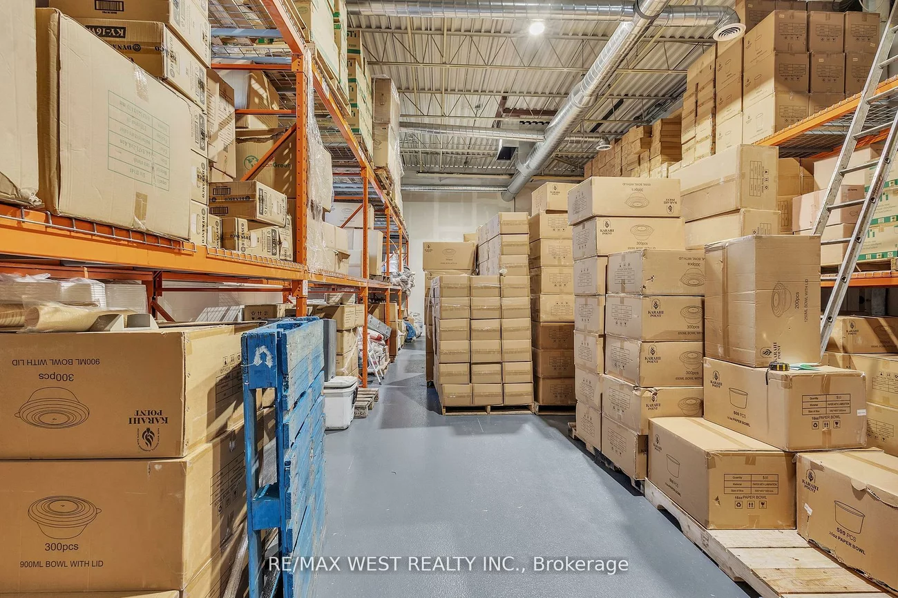 418, Hanlan, Steeles West Industrial, Vaughan