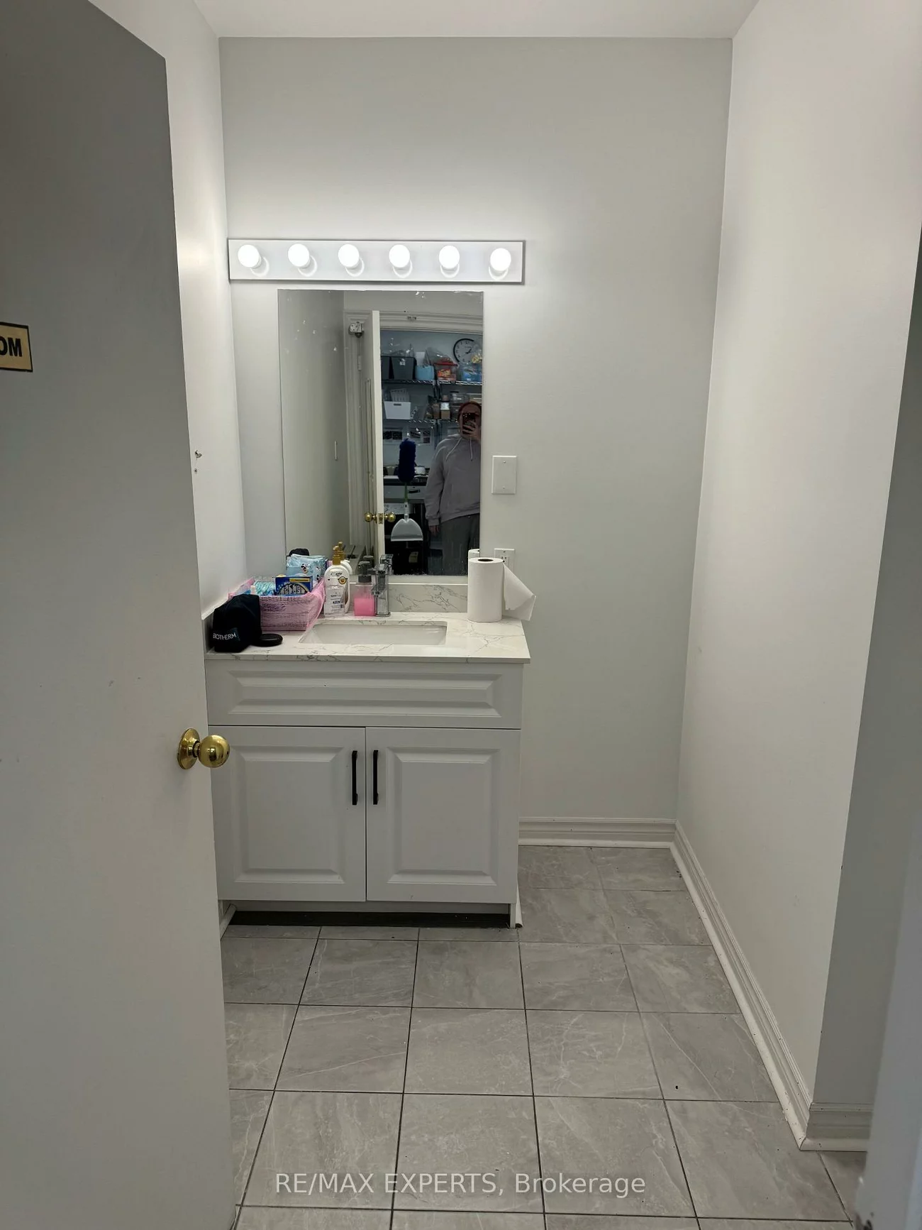 201, Spinnaker, Concord, Vaughan